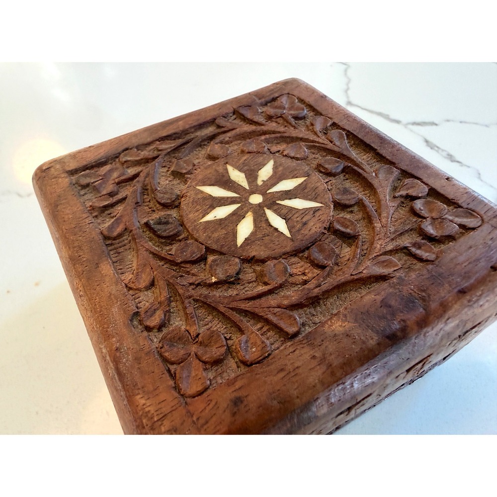 Vintage Hand Carved Wooden Trinket Box Floral Inlay Jewelry Keepsake Box